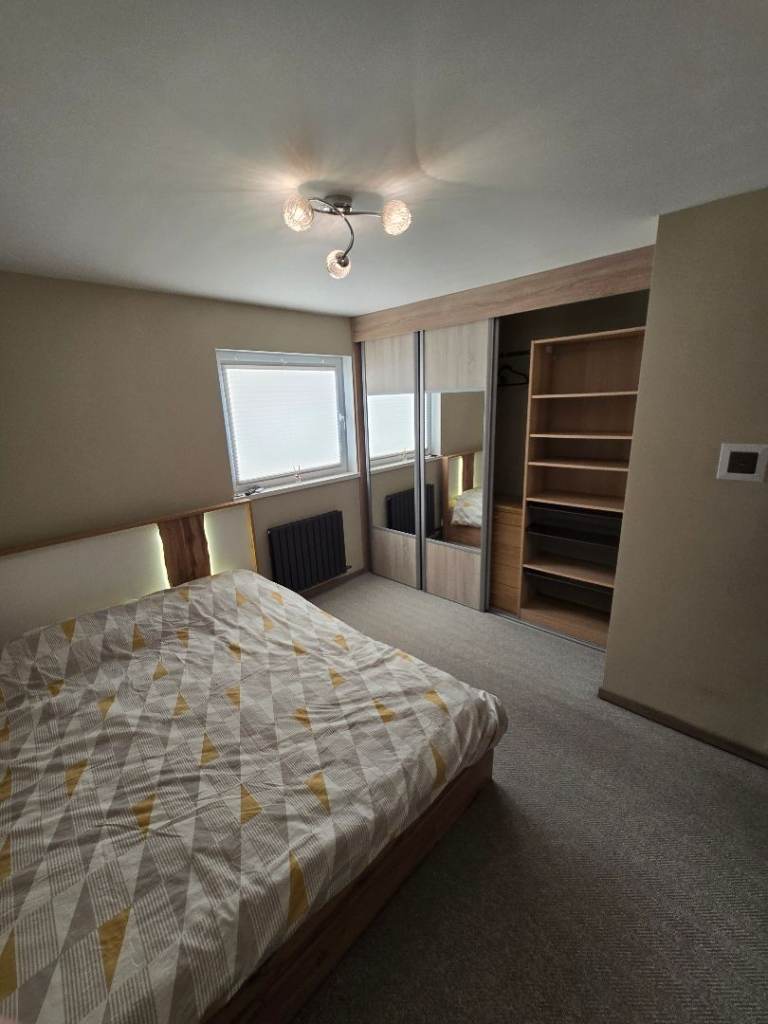DOUBLE ROOM FOR RENT – FULLY FURNISHED 