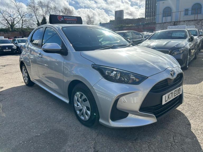 2026 Toyota Yaris 1.5 VVT-h Design E-CVT Euro 6 (s/s) 5dr Petrol/Electric Hybrid Automatic