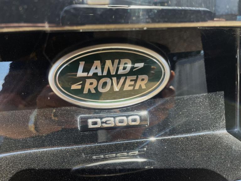 2022 Land Rover Discovery 3.0 D300 MHEV R-Dynamic SE SUV 5dr Diesel Auto 4WD Euro 6 (s/s) (300 ps...