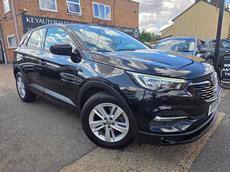 2018 Vauxhall Grandland X 1.2 Turbo SE SUV 5dr Petrol Auto Euro 6 (s/s) (130 ps) SUV Petrol Autom...