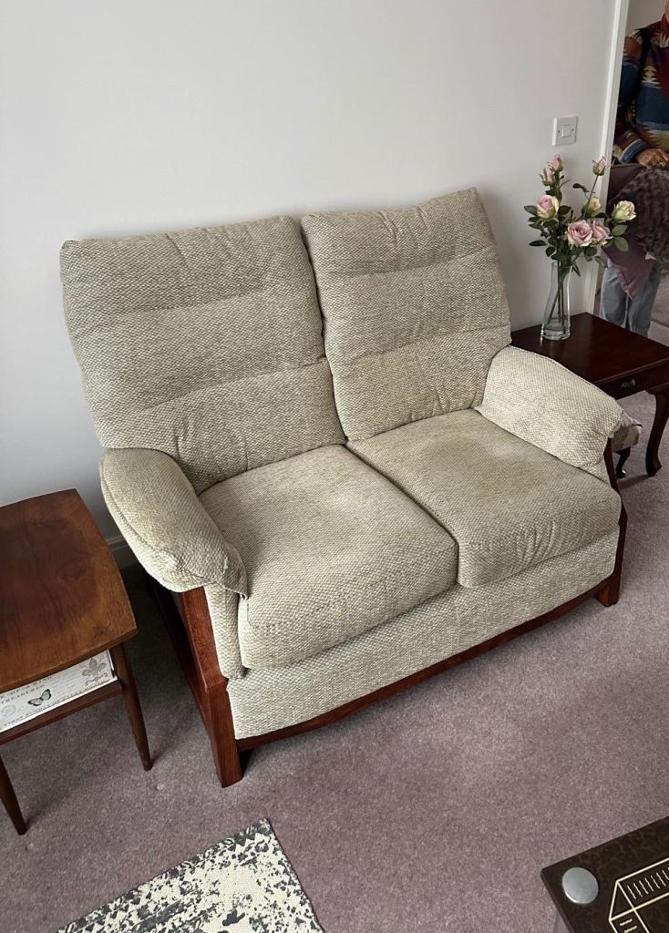 3 piece sofa set , as new 