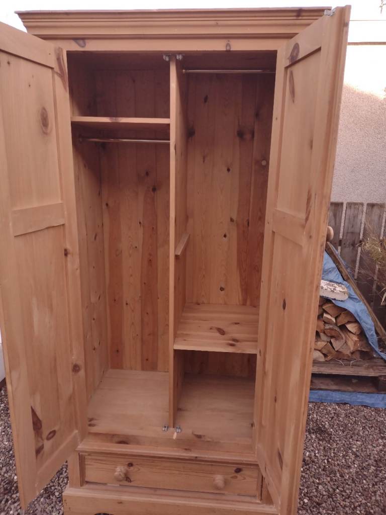 Large Mexican Pine wardrobe 
