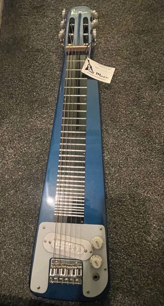 Lap steel guitar