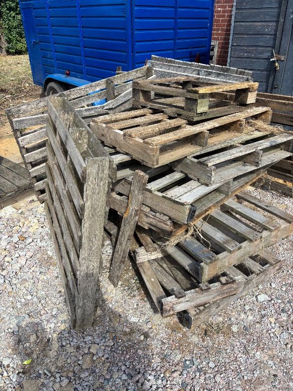 Pallets free 