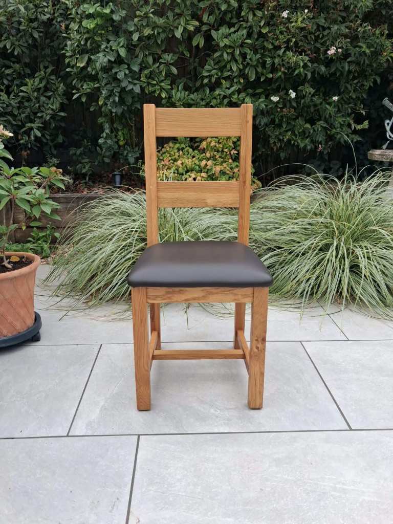 6+solid+oak+dining+chairs+with+brown+leather+seats