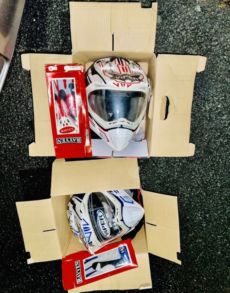 2x Viper R3 Design Helmets + Rayven Gloves Bundle – £55 (Brand New)