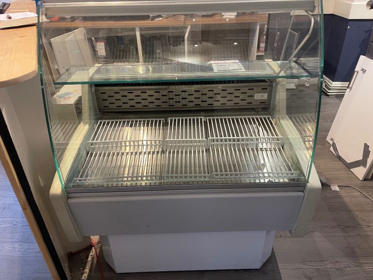  Cafe clear out items 