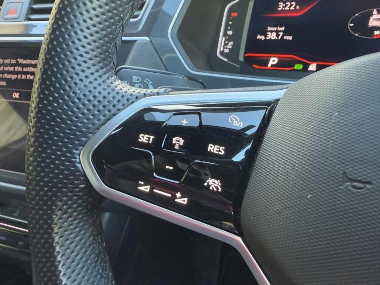 2021 Volkswagen Tiguan 1.5 TSI R-Line SUV 5dr Petrol DSG Euro 6 (s/s) (150 ps) SUV Petrol Automatic