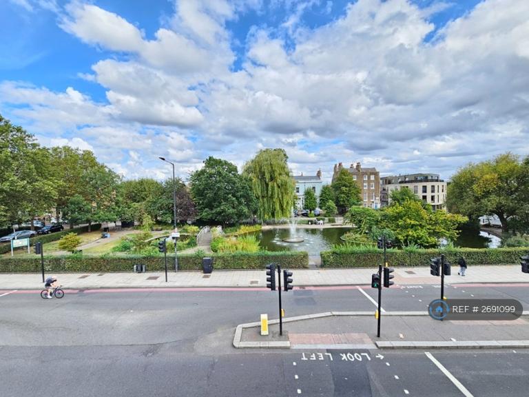 2 bedroom flat in Lower Clapton Road, London, E5 (2 bed) (#2691099)