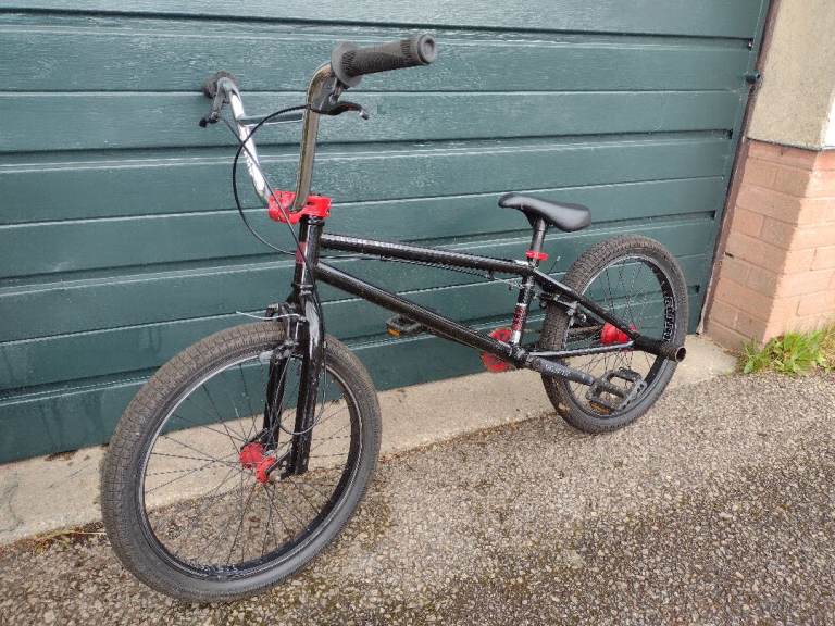 Blank Media BMX Stunt Bike – Black, Good Condition
