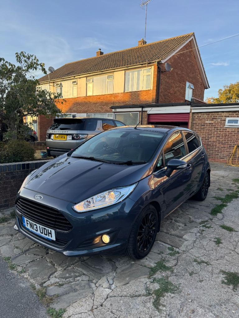 Ford, FIESTA, Hatchback, 2013, Manual, 998 (cc), 5 doors