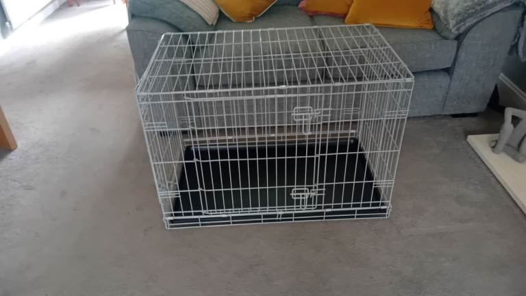 As good as new large pet crate