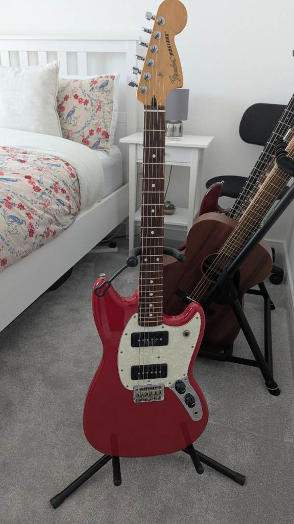 Fender Mustang 