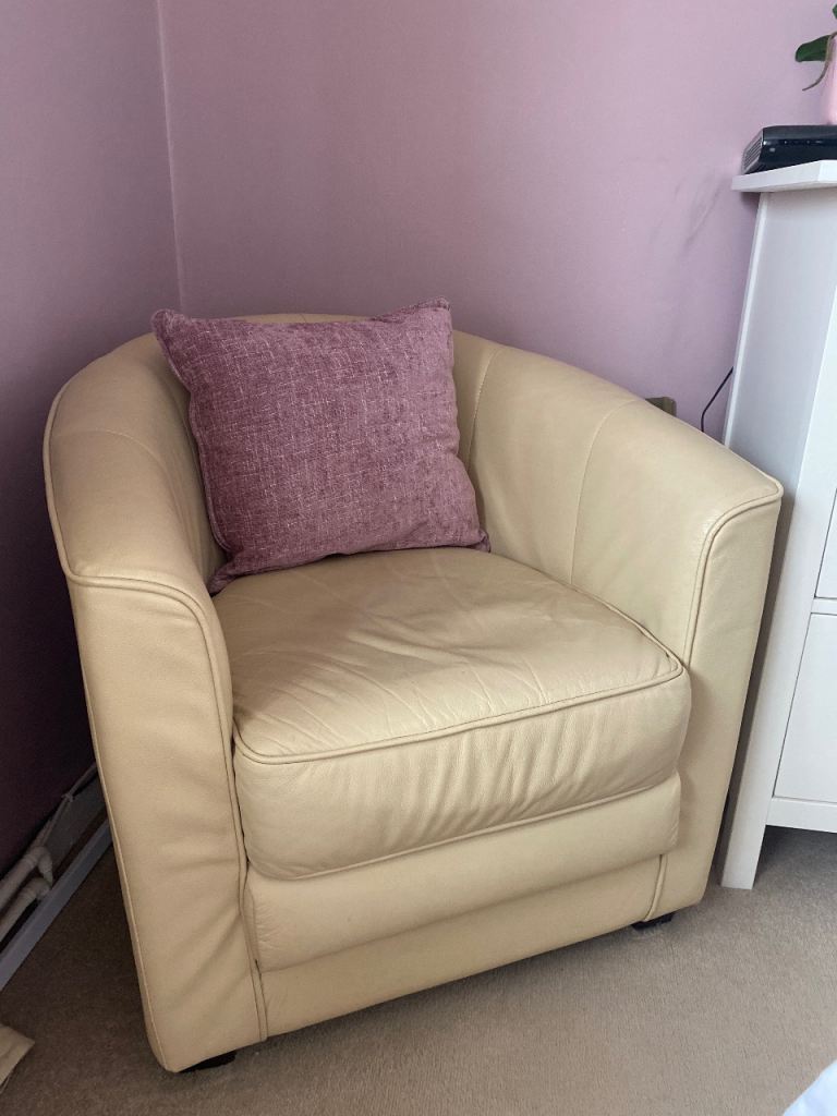 Cream tub chair 
