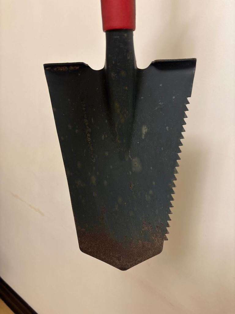 RoamWild Multi Digger. Ideal for Metal detecting.