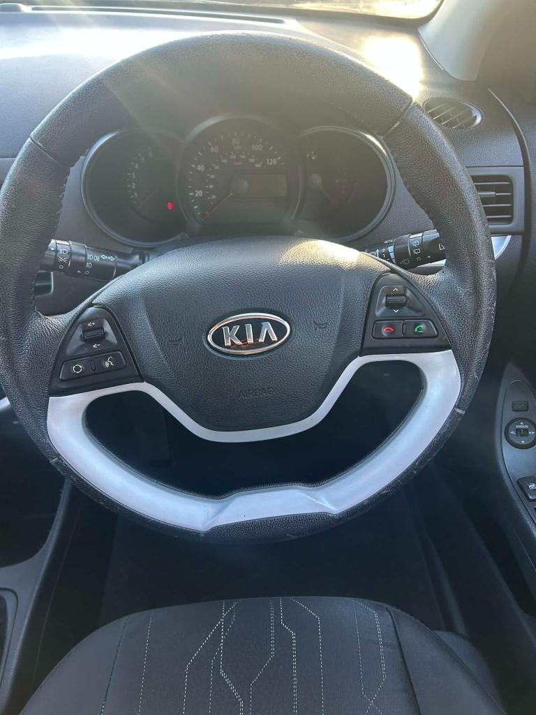 2012 Kia Picanto 1.0 2 5dr HATCHBACK Petrol Manual