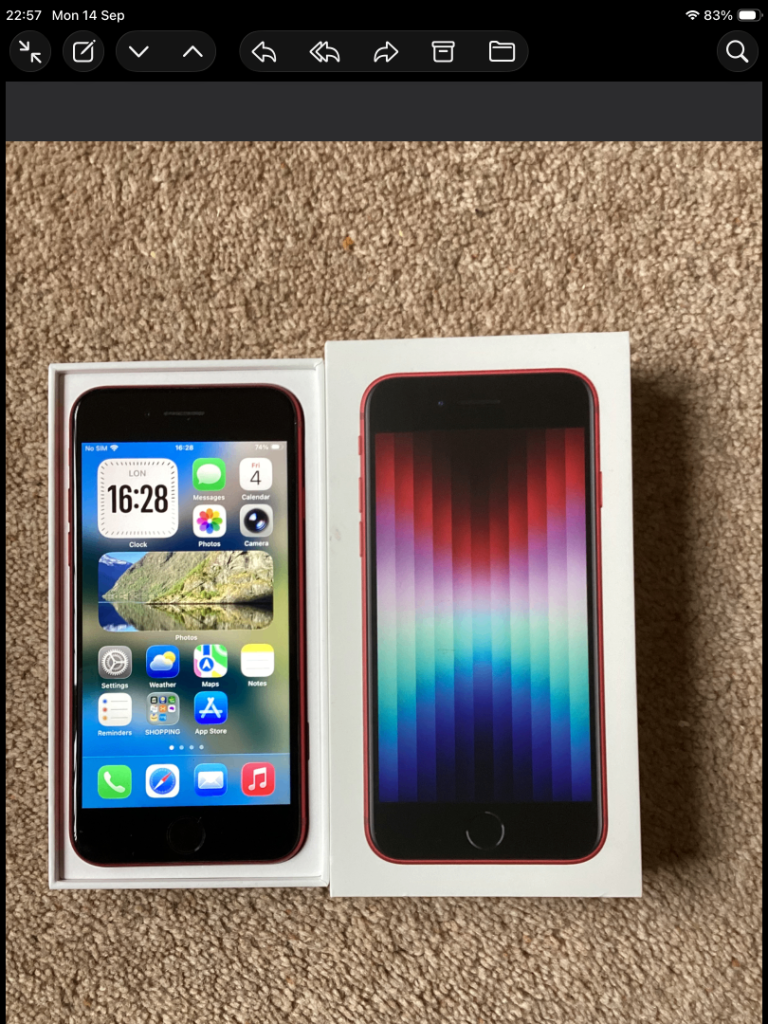 APPLE IPHONE SE 3rd generation 5g