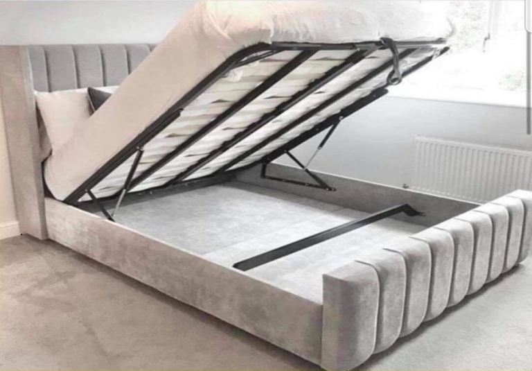 ROYAL WING SORAGE  BED AND MATTRESS KING SIZE  / SINGLE