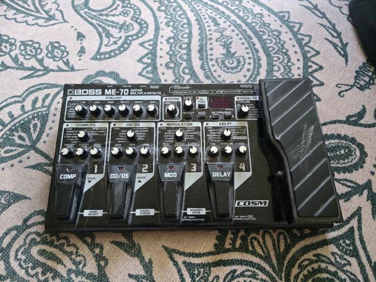 Boss ME-70 Guitar Multi-Effects Pedal – Good Condition