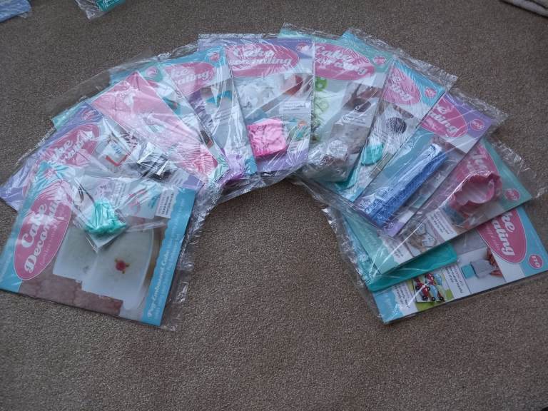 Cake Decorating equipment all new still wrapped 