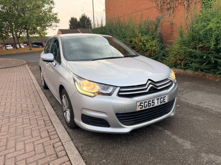 Citroen, C4, Hatchback, 2015, Manual, 1560 (cc), 5 doors