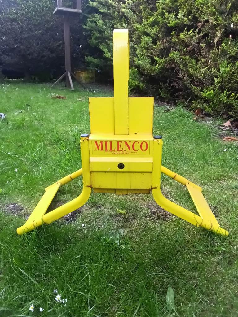Milenco wheel clamp