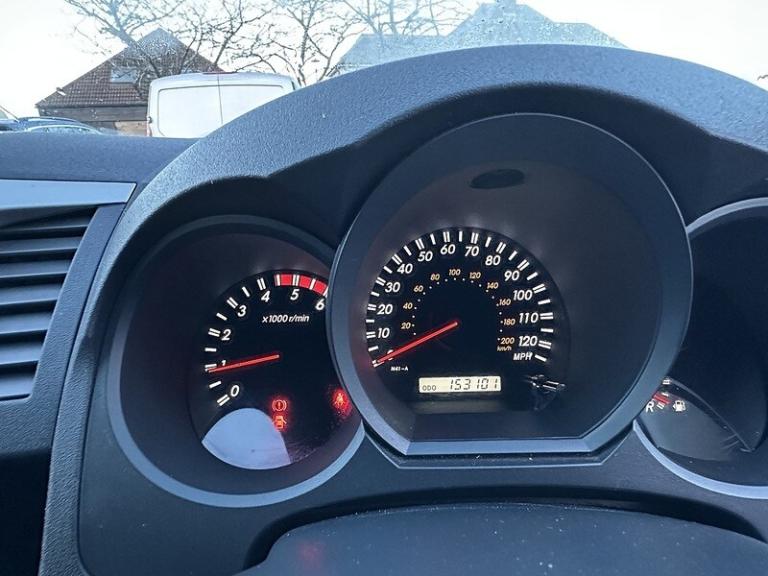 2011 Toyota Hilux 2.5 D-4D HL3 Pickup 4dr Diesel Manual 4WD (194 g/km, 144 bhp) Pickup Diesel Manual