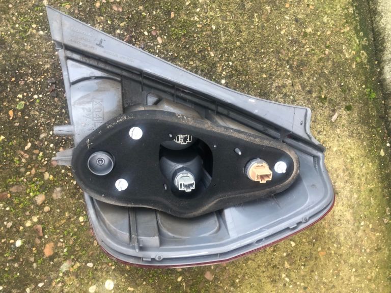 HONDA JAZZ 2005 REAR PASSENGER HEADLIGHT