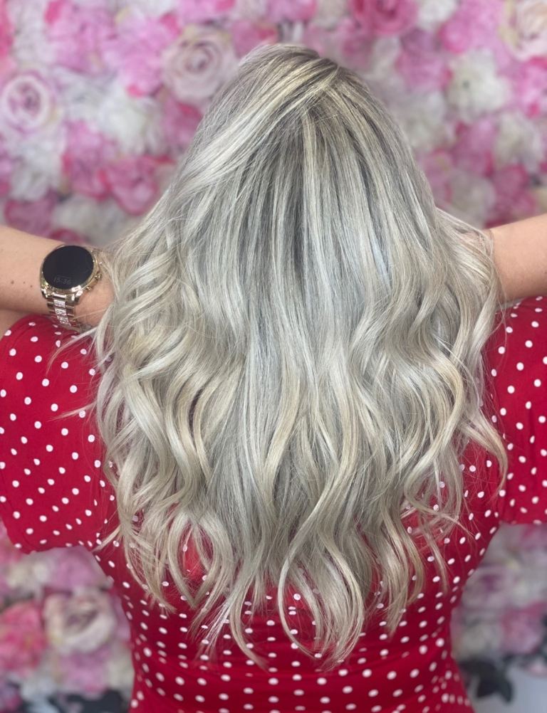 💕✨ BUILD YOUR OWN BEAUTY BUSINESS ✨💕 Within an established, reputable salon 📍Purley, Surrey UK