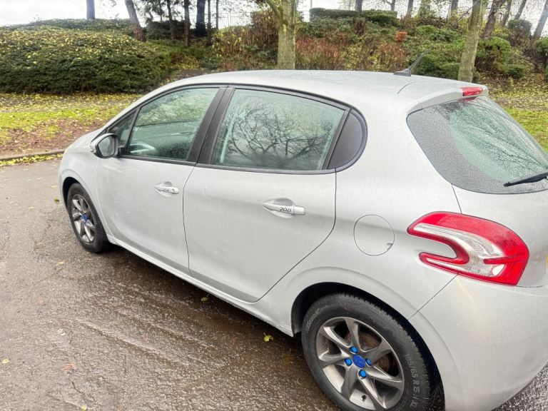 image for Peugeot, 208, Hatchback, 2015, Manual, 1398 (cc), 5 doors