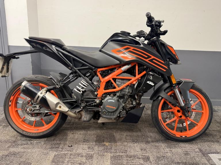 2022 KTM DUKE 125 LEARNER LEGAL- NATIONWIDE DELIVERY-FINANCE-PART EX