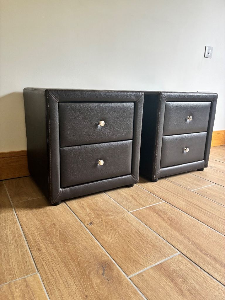 Pair of Bedside Cabinets