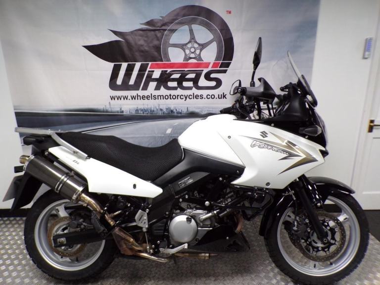 2010 SUZUKI DL 650 V-STROM WITH ONLY 20609 MILES FROM NEW