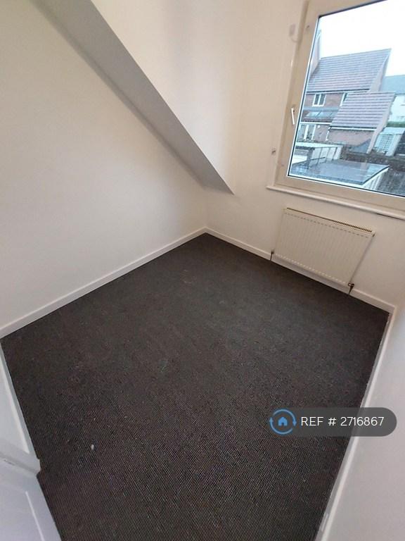 3 bedroom house in Stockdale Crescent, Bamber Bridge, Preston, PR5 (3 bed) (#2716867)