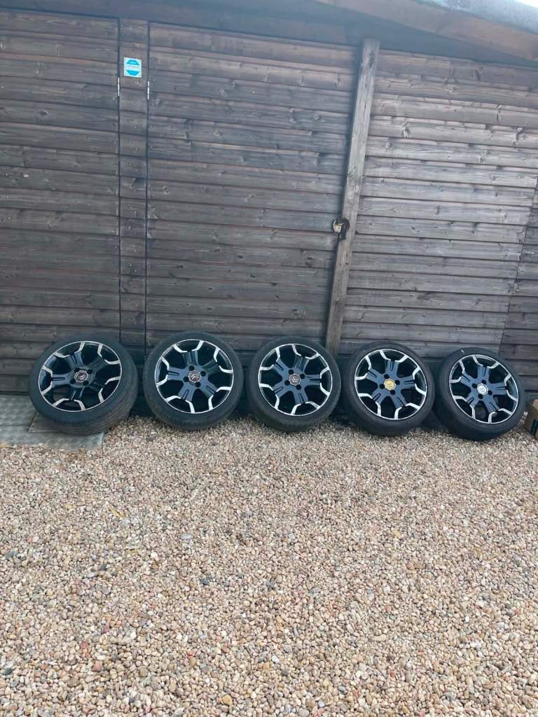 Citroen DS3 17inch Alloys with decent Ties x 5, Decent condition, Ready to use, 