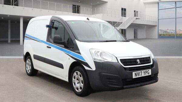 2017 Peugeot Partner 850 1.6 BlueHDi 100 Professional Van [non SS] PANEL VAN DIESEL Manual