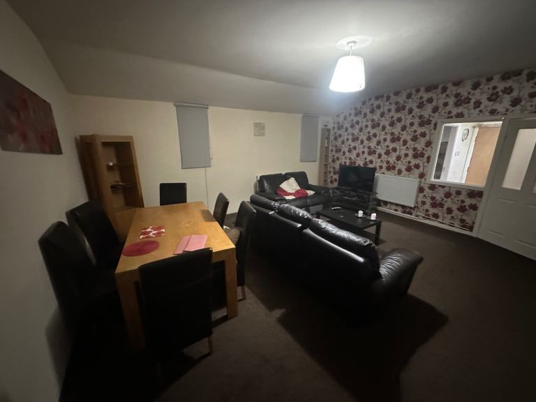 One Bedroom Apartment To Let (All Bills Included)