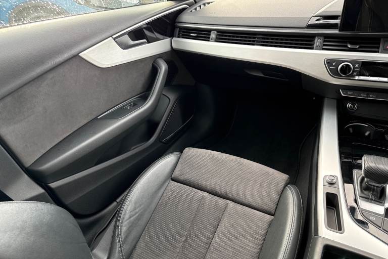 2020 Audi A4 2.0 TFSI 35 S line S Tronic Euro 6 (s/s) 4dr Saloon PETROL Automatic