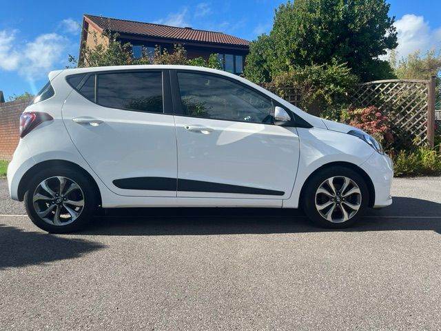 Hyundai, I10, Hatchback, SE Premium, Mar reg 2017 £30 car tax , Manual, 1248 (cc), 5 doors,