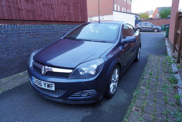 Vauxhall, ASTRA, Convertible, 2006, Manual, 1796 (cc), 3 doors