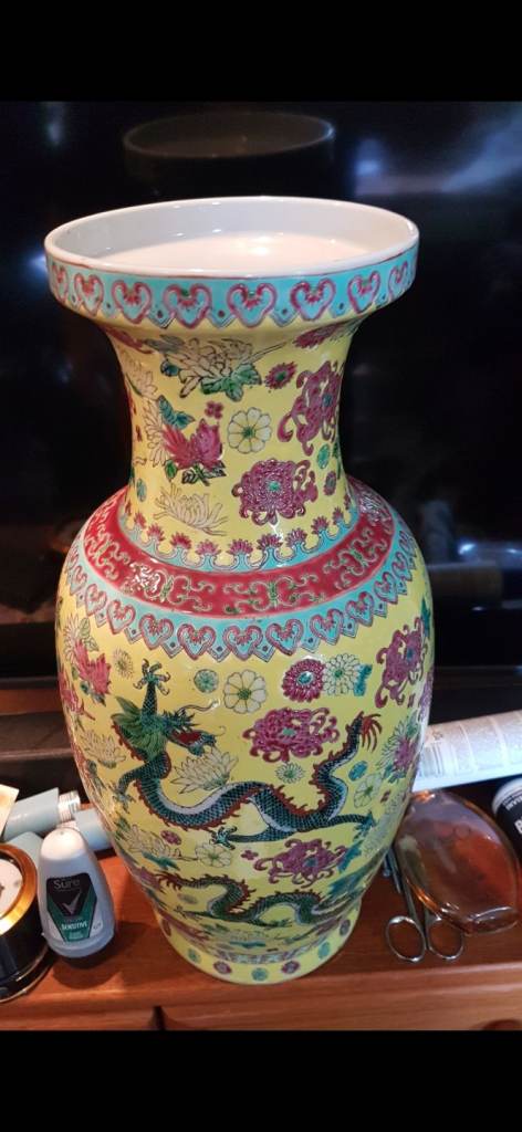 Antique Chinese Famille Rose vase 