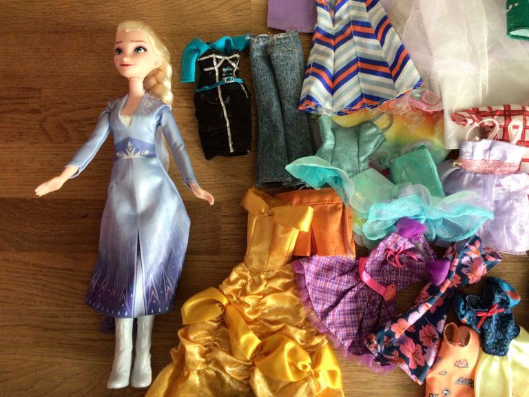 Frozen Doll With Lots of Clothes.