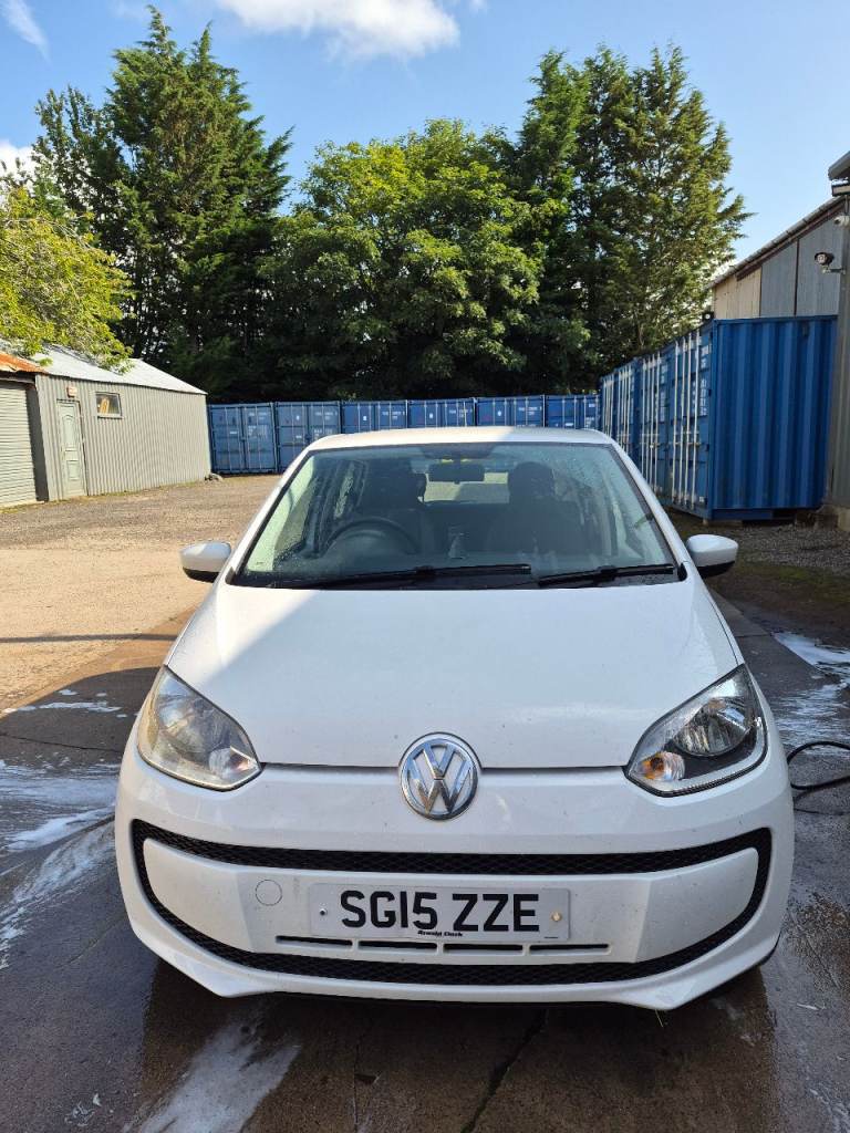 Volkswagen, UP, Hatchback, 2015, Manual, 999 (cc), 5 doors