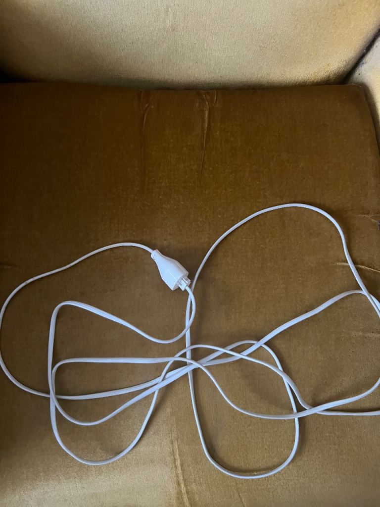 White Extension Lead with Switch – Good Condition