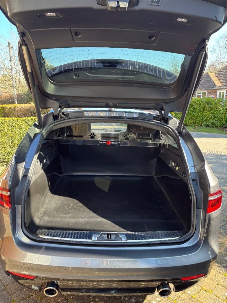 Boot Buddy for Jaguar XF Sportbrake S