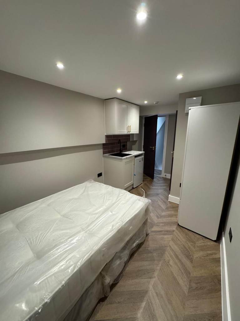 DSS ACCEPTED - Studio Flat Available in, Belgrave Ave, Watford, WD18