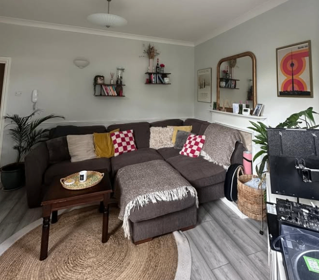 Large Corner Sofa with Chaise + Cushions & Throws Included
