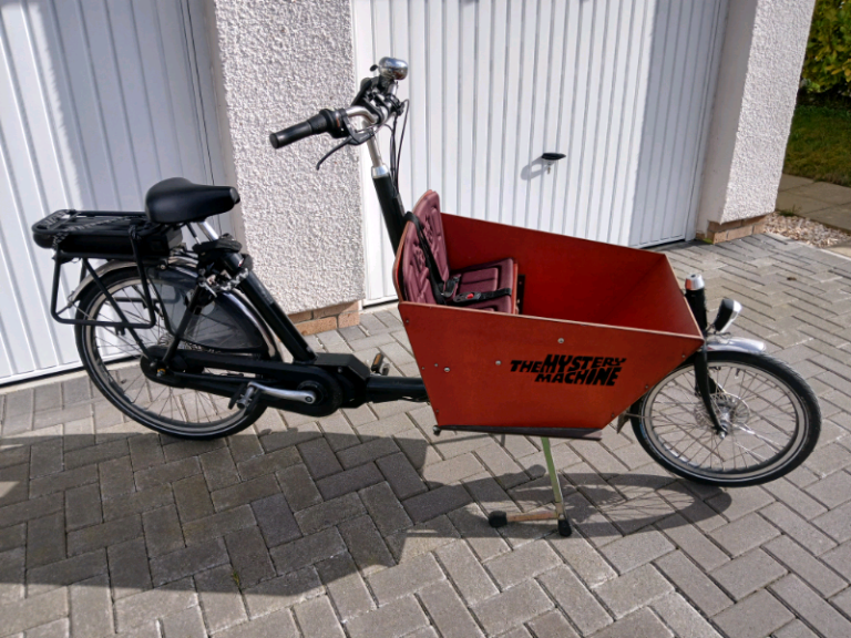 Cargo bike (great condition and easy to ride)