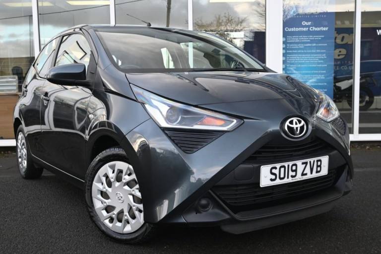 2019 Toyota AYGO 1.0 VVT-i x-play Hatchback 5dr Petrol Manual Euro 6 (71 ps) Hatchback Petrol Manual
