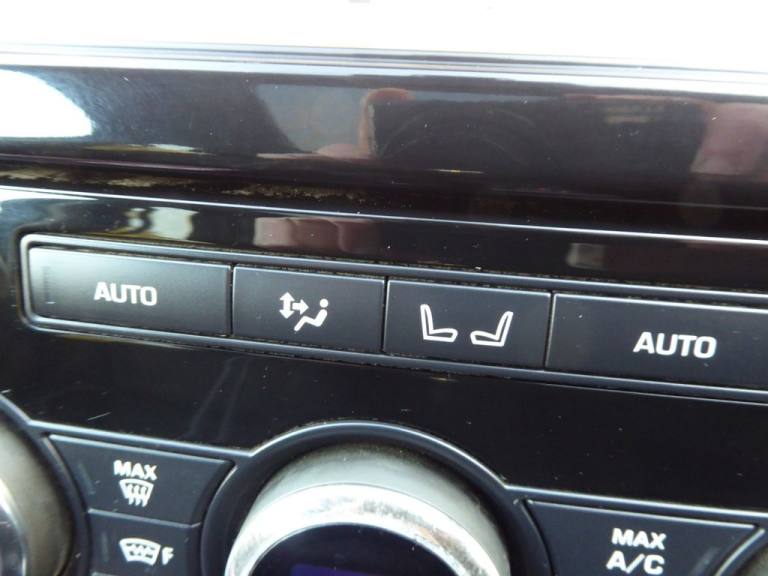 2017 Land Rover Discovery 3.0 TD V6 HSE Luxury SUV 5dr Diesel Auto 4WD Euro 6 (s/s) (258 ps) ESTA...